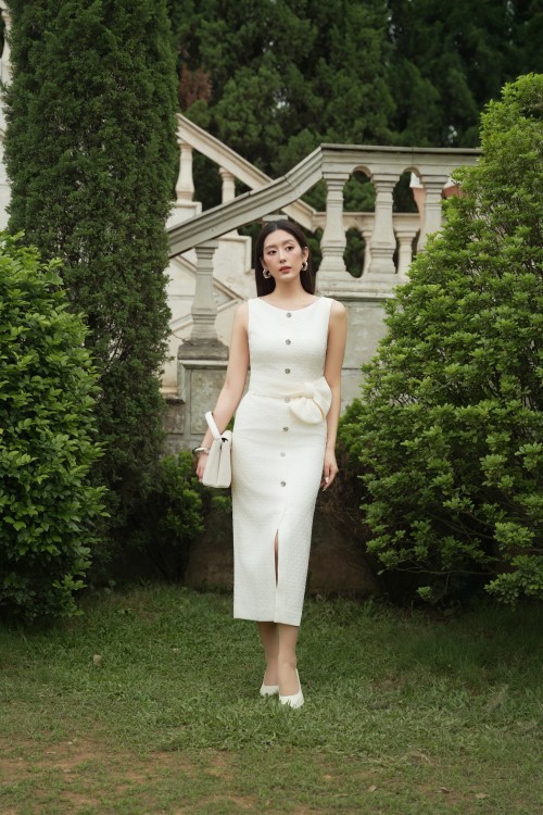 Sixdo Cream Brocade Pencil Dress